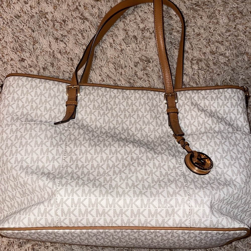 Baby bag used a few times great condition basically new